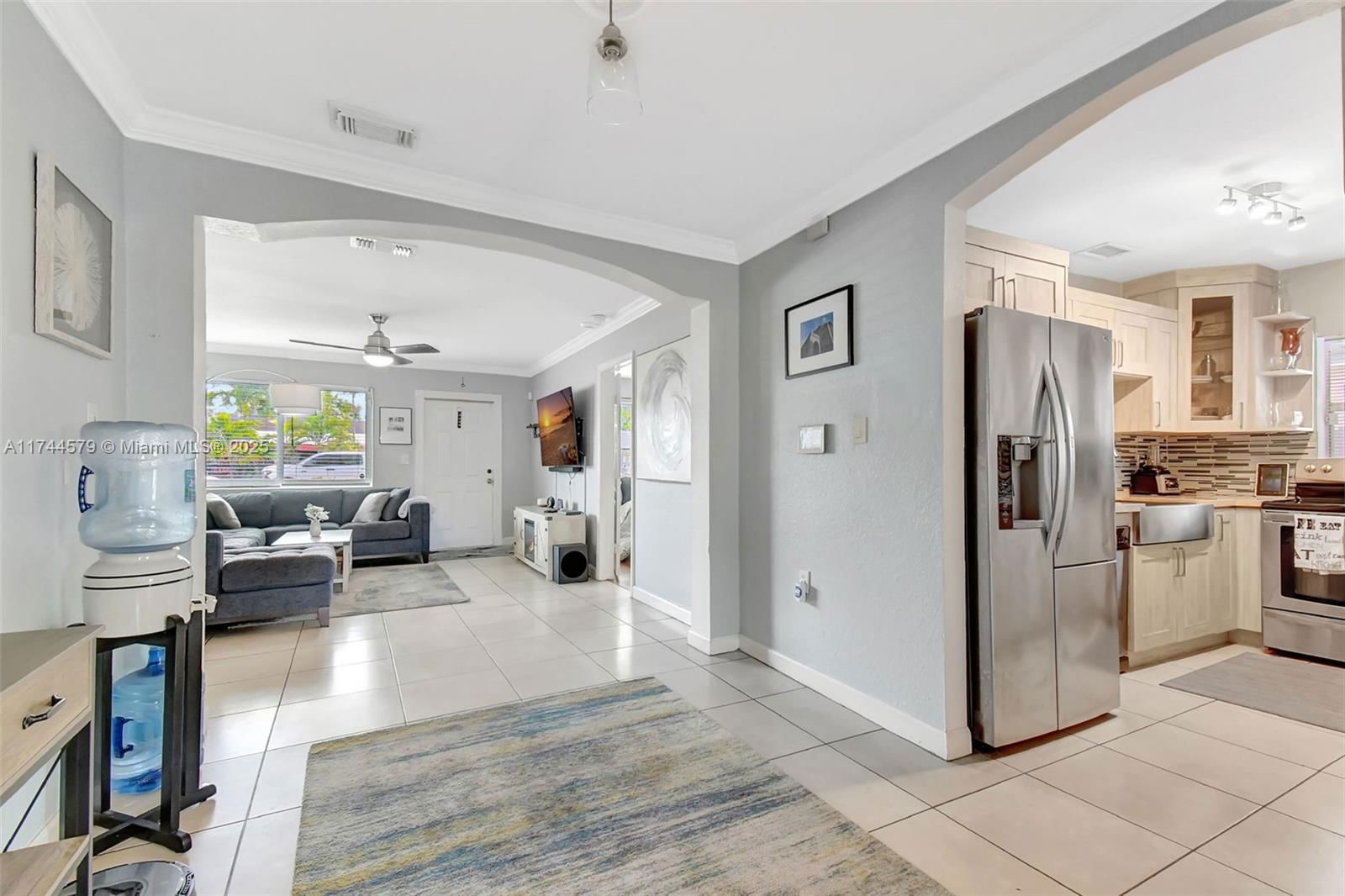 Real estate property located at 335 100th St, Miami-dade, Parkers Shores, Miami, FL