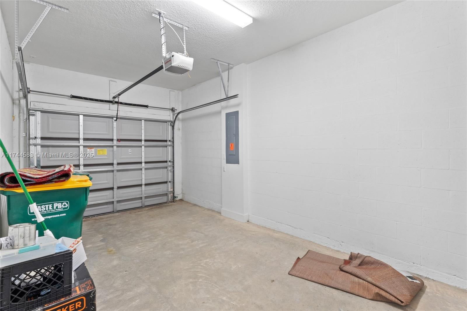 Real estate property located at 5583 Morino Way, Collier, Silverwood At Ave Maria, Ave Maria, FL