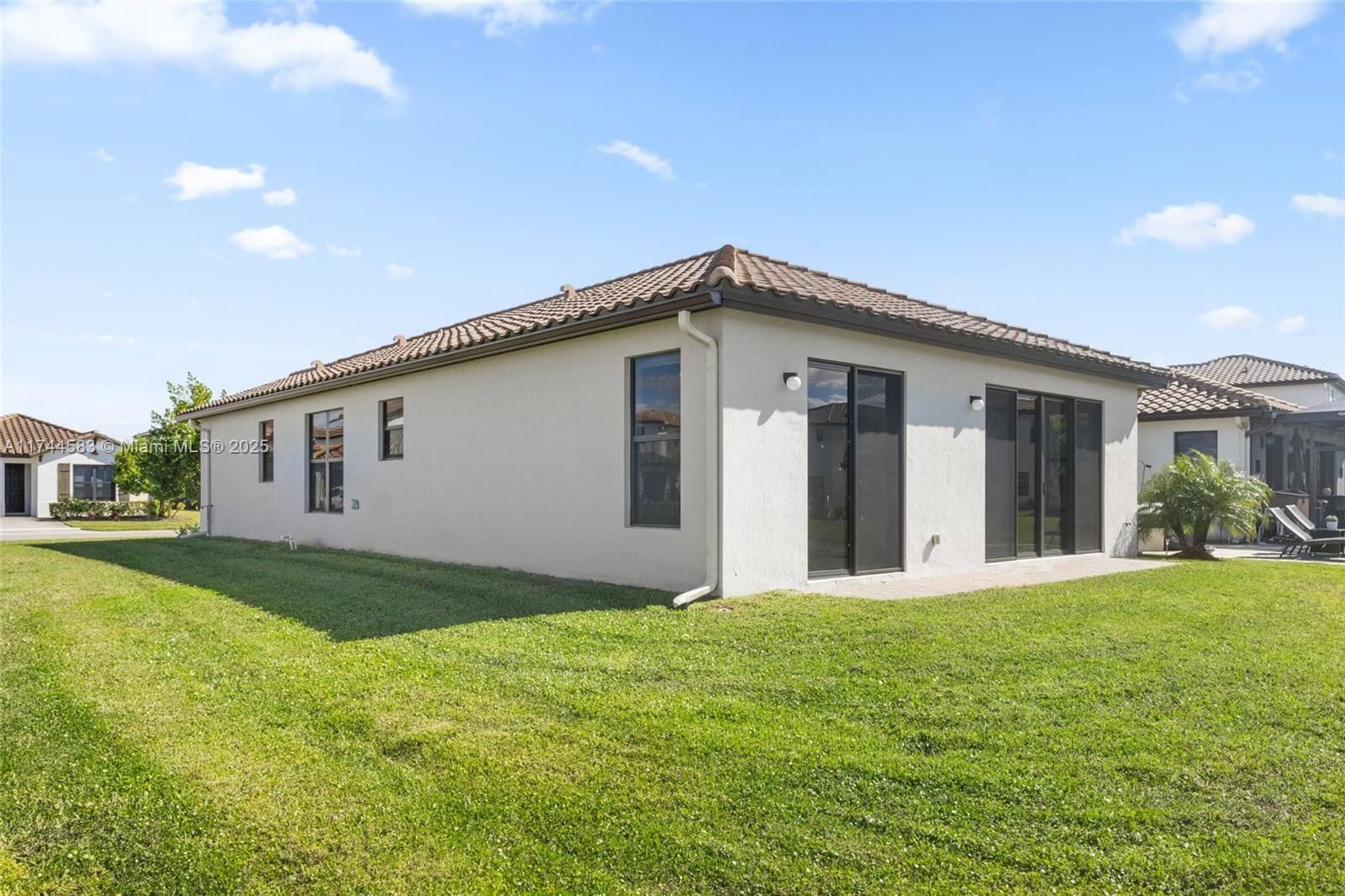 Real estate property located at 5583 Morino Way, Collier, Silverwood At Ave Maria, Ave Maria, FL