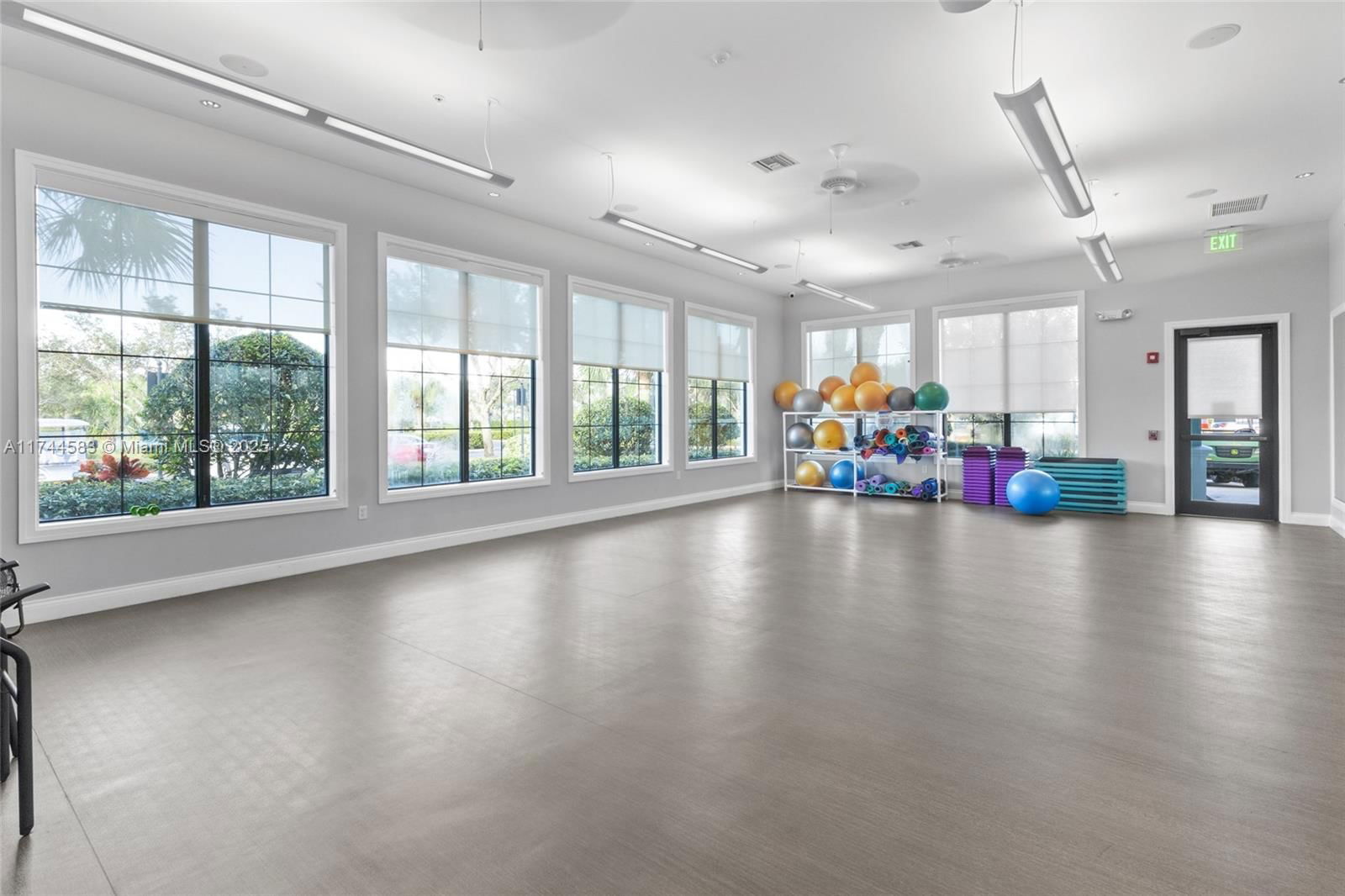 Real estate property located at 5583 Morino Way, Collier, Silverwood At Ave Maria, Ave Maria, FL