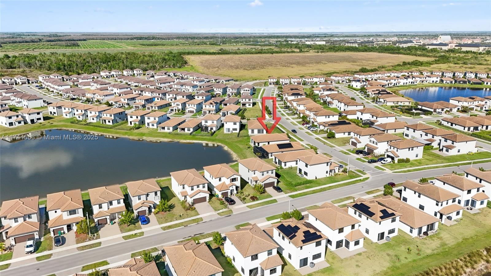 Real estate property located at 5583 Morino Way, Collier, Silverwood At Ave Maria, Ave Maria, FL