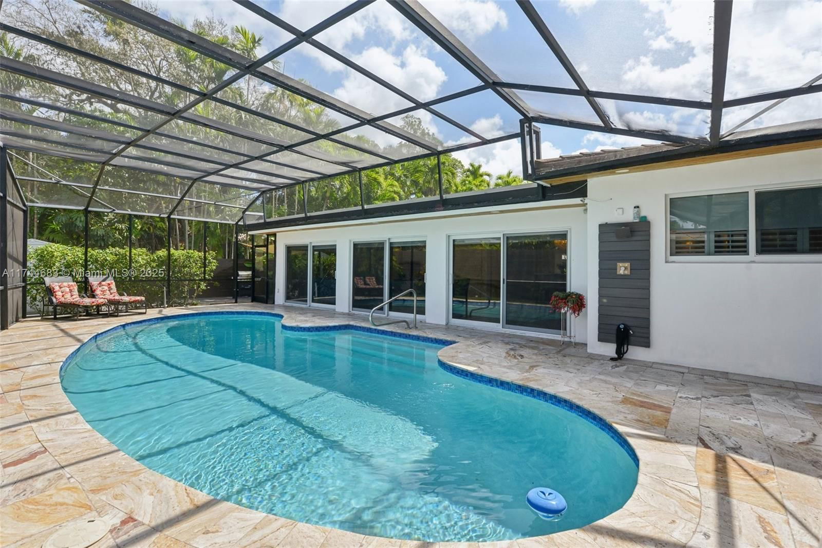 Real estate property located at 1785 137th Ter, Miami-dade, Carlaine Terr 1st Addn, North Miami, FL