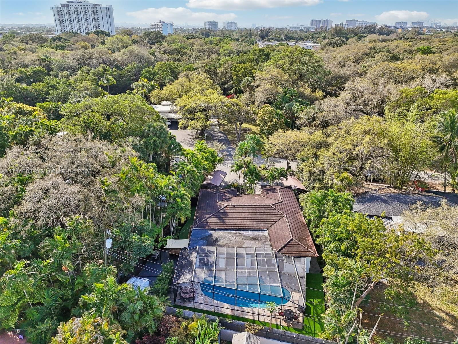 Real estate property located at 1785 137th Ter, Miami-dade, Carlaine Terr 1st Addn, North Miami, FL