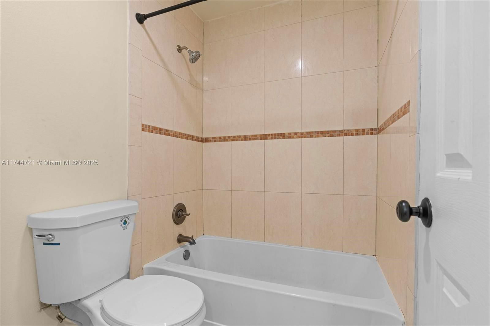 Real estate property located at 7230 179th St #208, Miami-dade, Villa Bellini Condo, Hialeah, FL