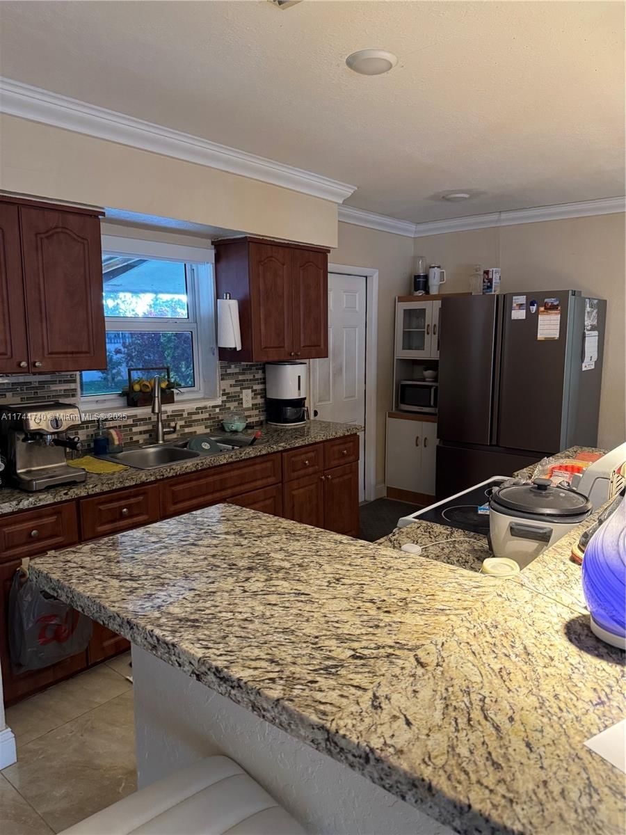 Real estate property located at 2770 164th Ter, Miami-dade, 1st Addn To Golden Highla, Miami Gardens, FL