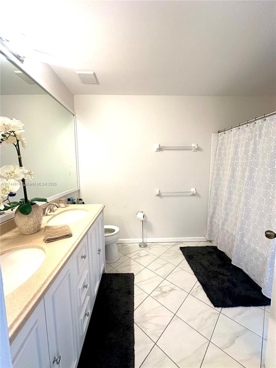 Real estate property located at 3179 50th St #73, Broward, Banyan Oakridge Commercia, Dania Beach, FL