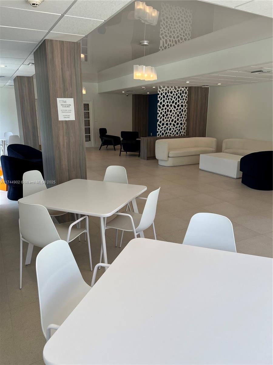Real estate property located at 1800 Andrews Ave #5D, Broward, Drake Tower Condo, Fort Lauderdale, FL