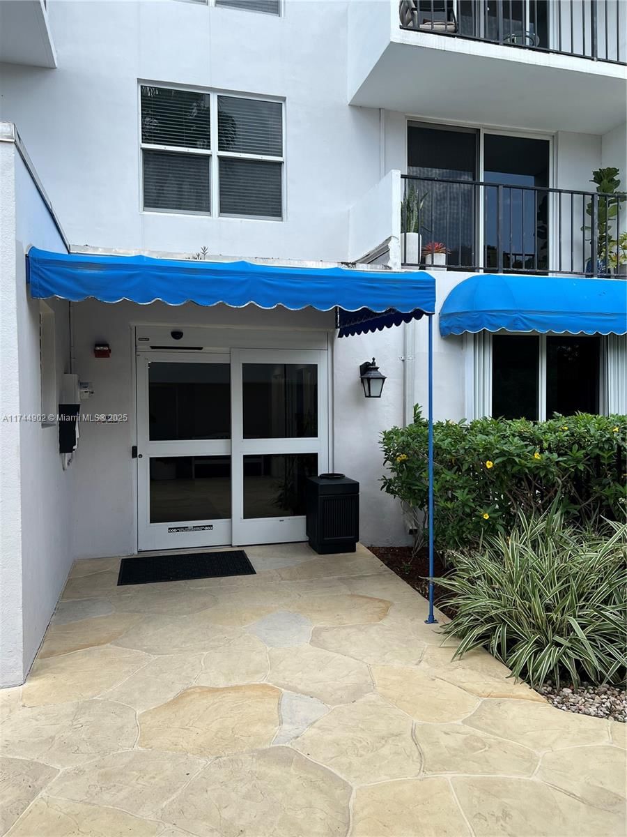Real estate property located at 1800 Andrews Ave #5D, Broward, Drake Tower Condo, Fort Lauderdale, FL