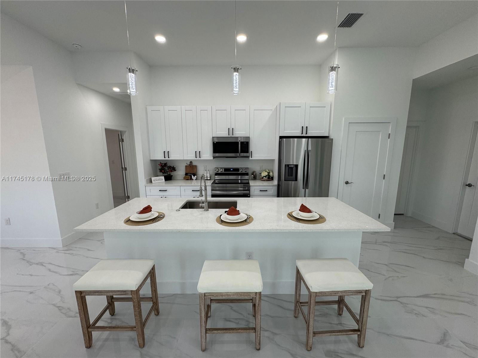 Real estate property located at 2012 NW 16 TER, Lee, Cape Coral, Cape Coral, FL