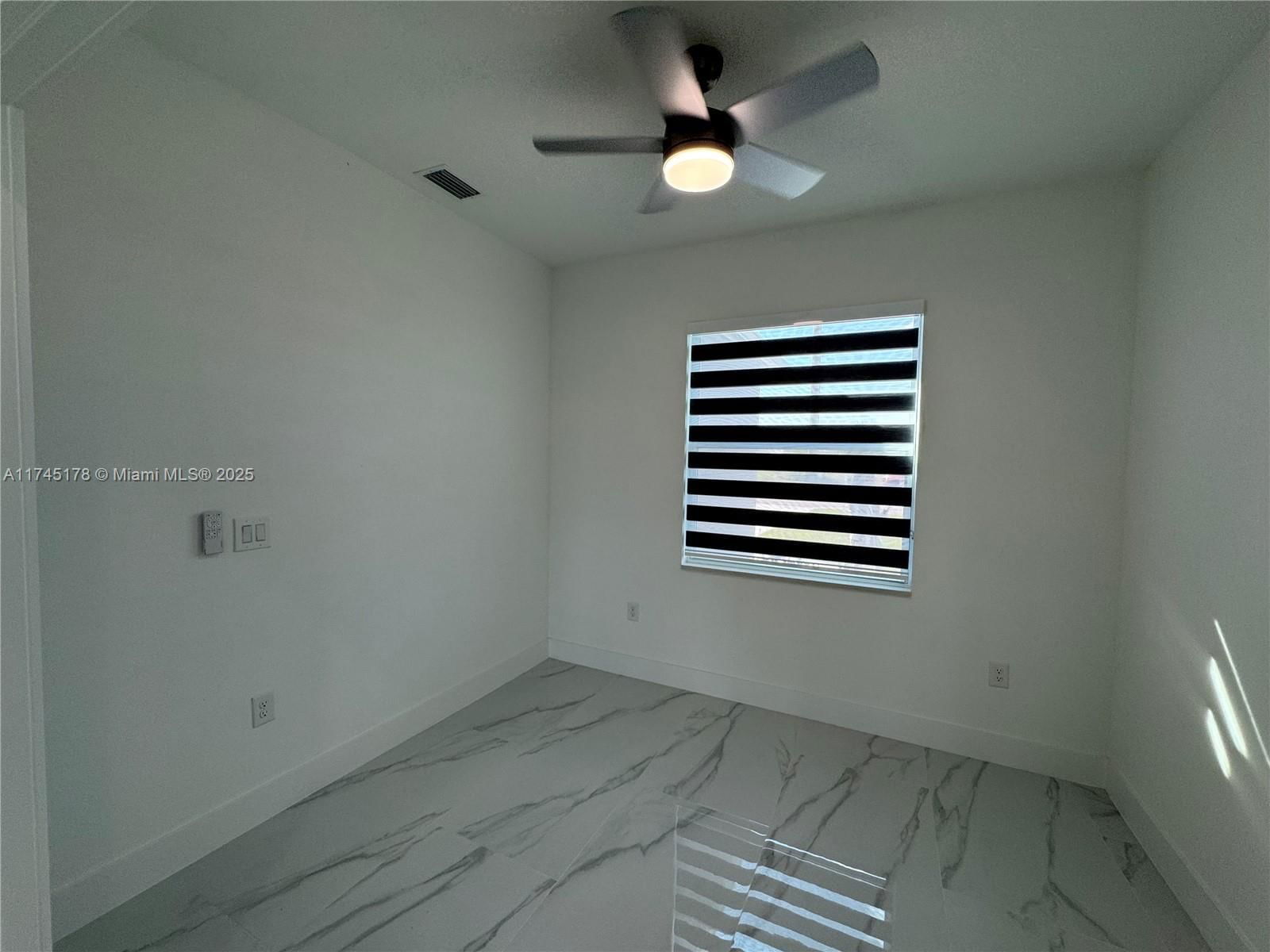 Real estate property located at 2012 NW 16 TER, Lee, Cape Coral, Cape Coral, FL