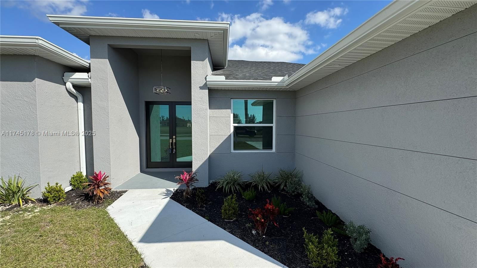 Real estate property located at 2012 NW 16 TER, Lee, Cape Coral, Cape Coral, FL