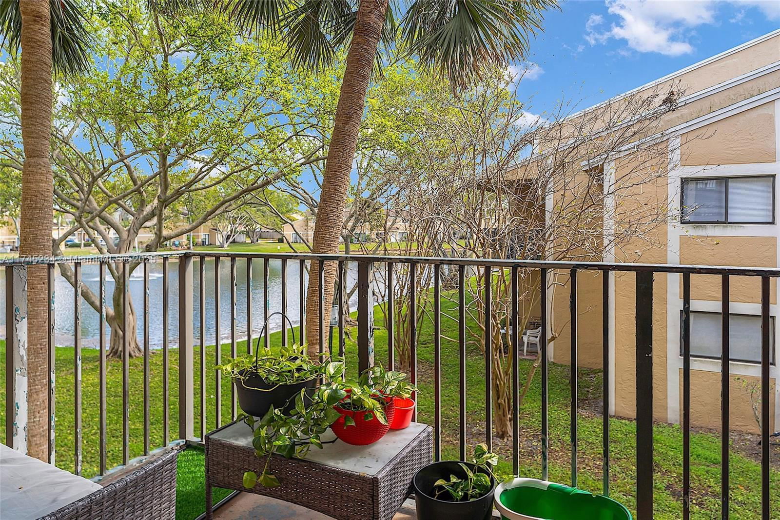 Real estate property located at 251 Palm Cir W #207, Broward, Palms Of Pembroke Condo, Pembroke Pines, FL
