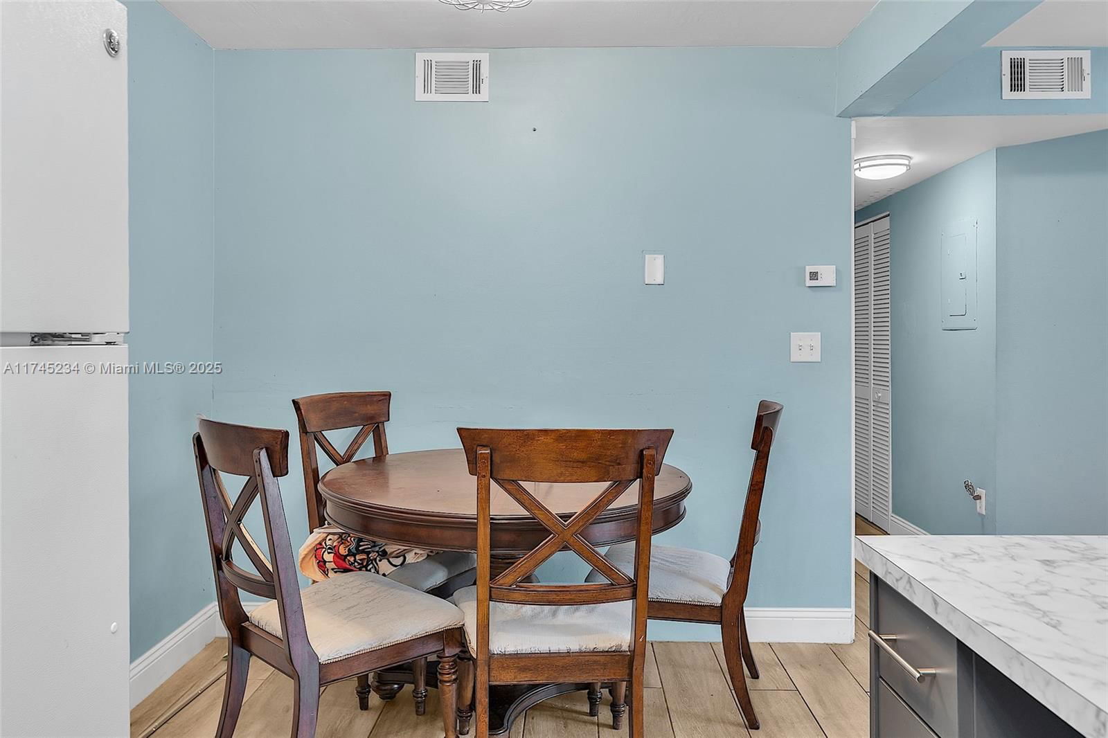 Real estate property located at 251 Palm Cir W #207, Broward, Palms Of Pembroke Condo, Pembroke Pines, FL