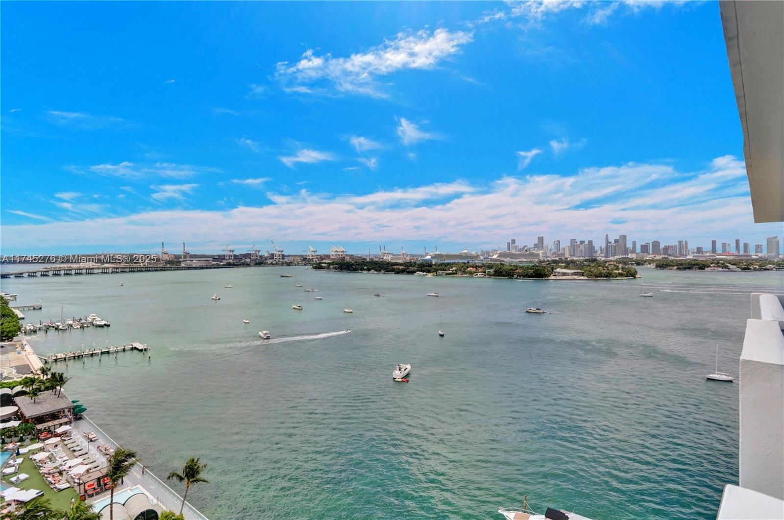 Real estate property located at 1200 West Ave PH28, Miami-dade, Mirador 1200 Condo, Miami Beach, FL