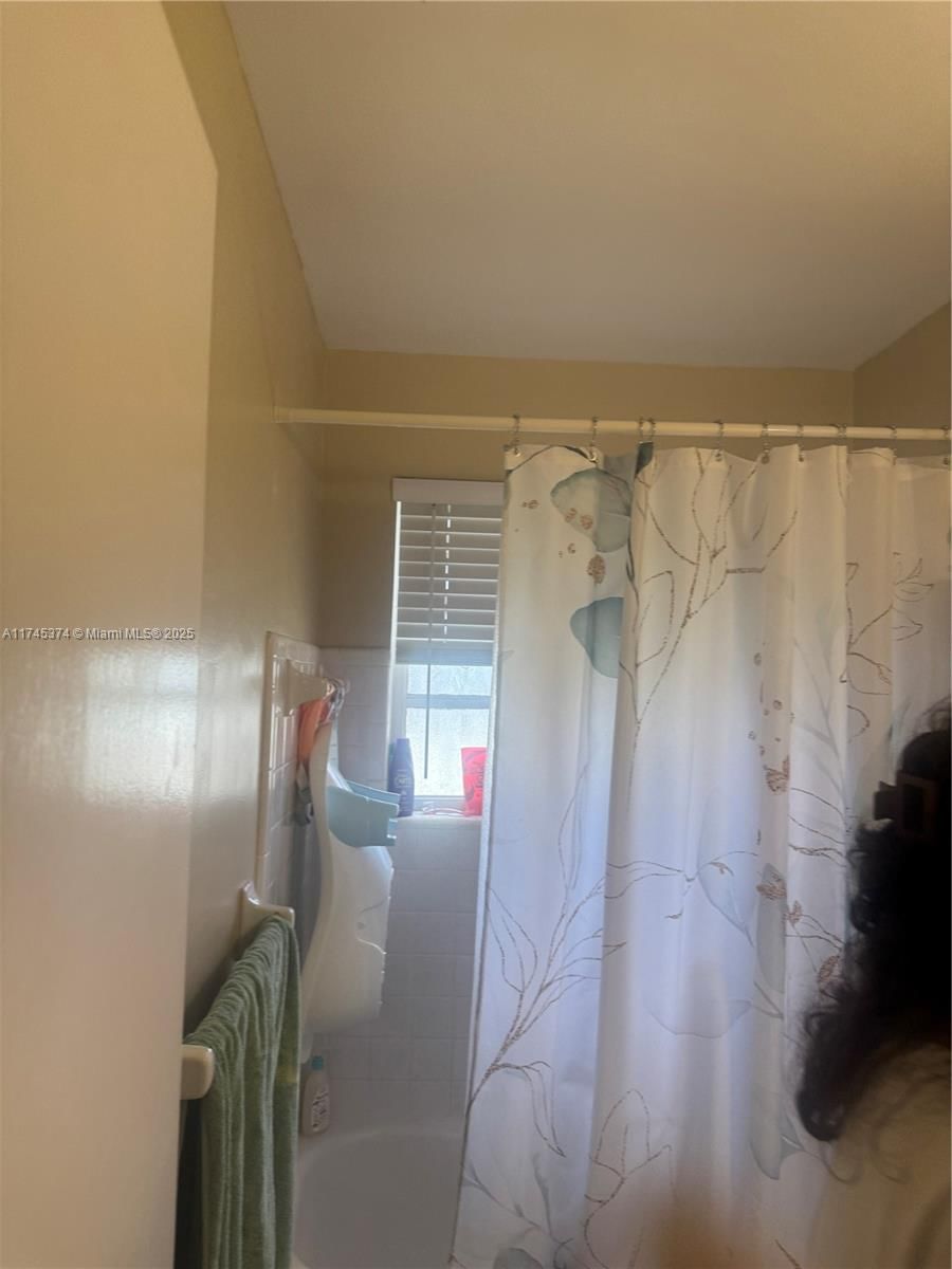 Real estate property located at 6005 108th Pl, Miami-dade, Westwood Ests 3rd Addn, Miami, FL