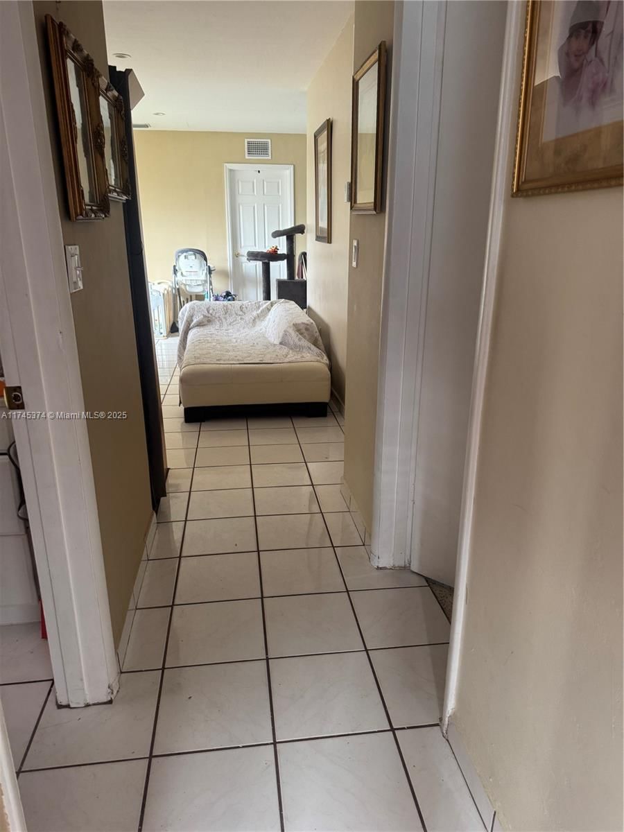 Real estate property located at 6005 108th Pl, Miami-dade, Westwood Ests 3rd Addn, Miami, FL