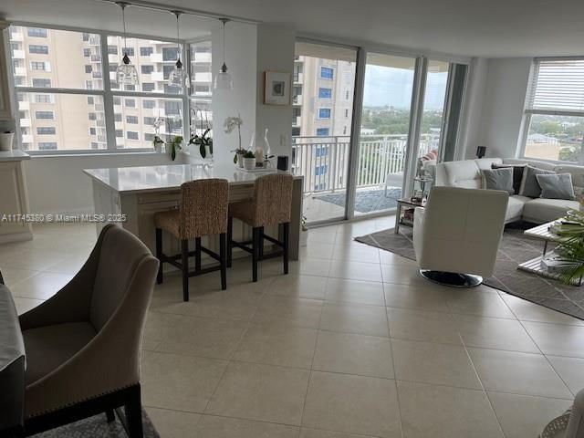 Real estate property located at 5200 Ocean Blvd #915A, Broward, Sea Ranch Lakes North Con, Lauderdale By The Sea, FL