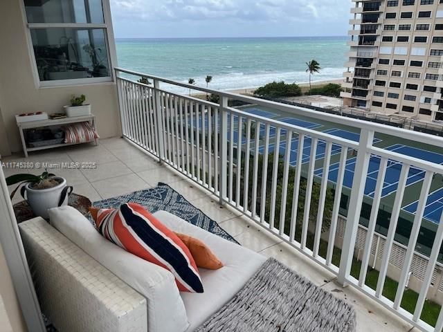 Real estate property located at 5200 Ocean Blvd #915A, Broward, Sea Ranch Lakes North Con, Lauderdale By The Sea, FL