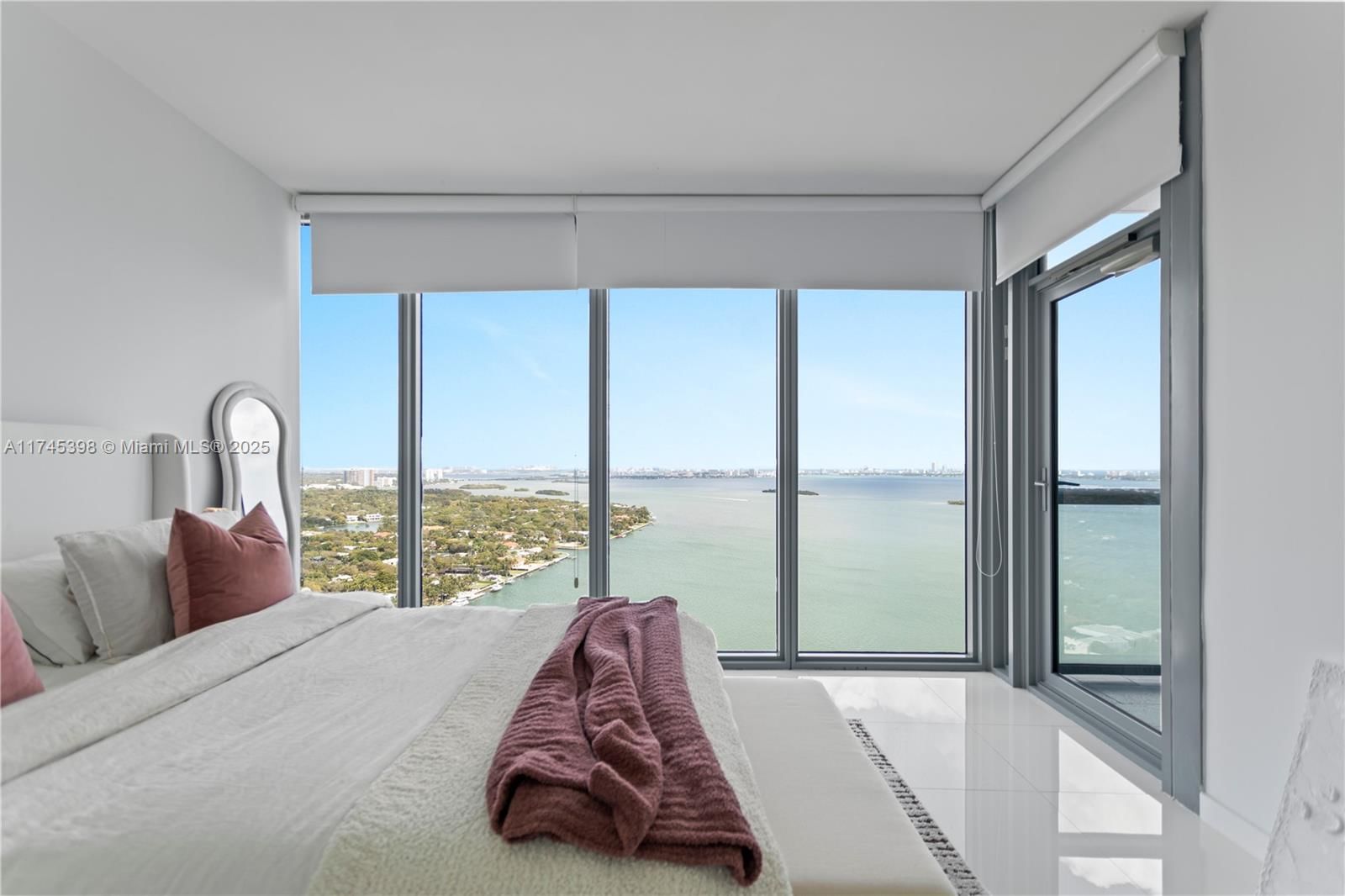 Real estate property located at 601 36th St #3011, Miami-dade, Blue Condo, Miami, FL