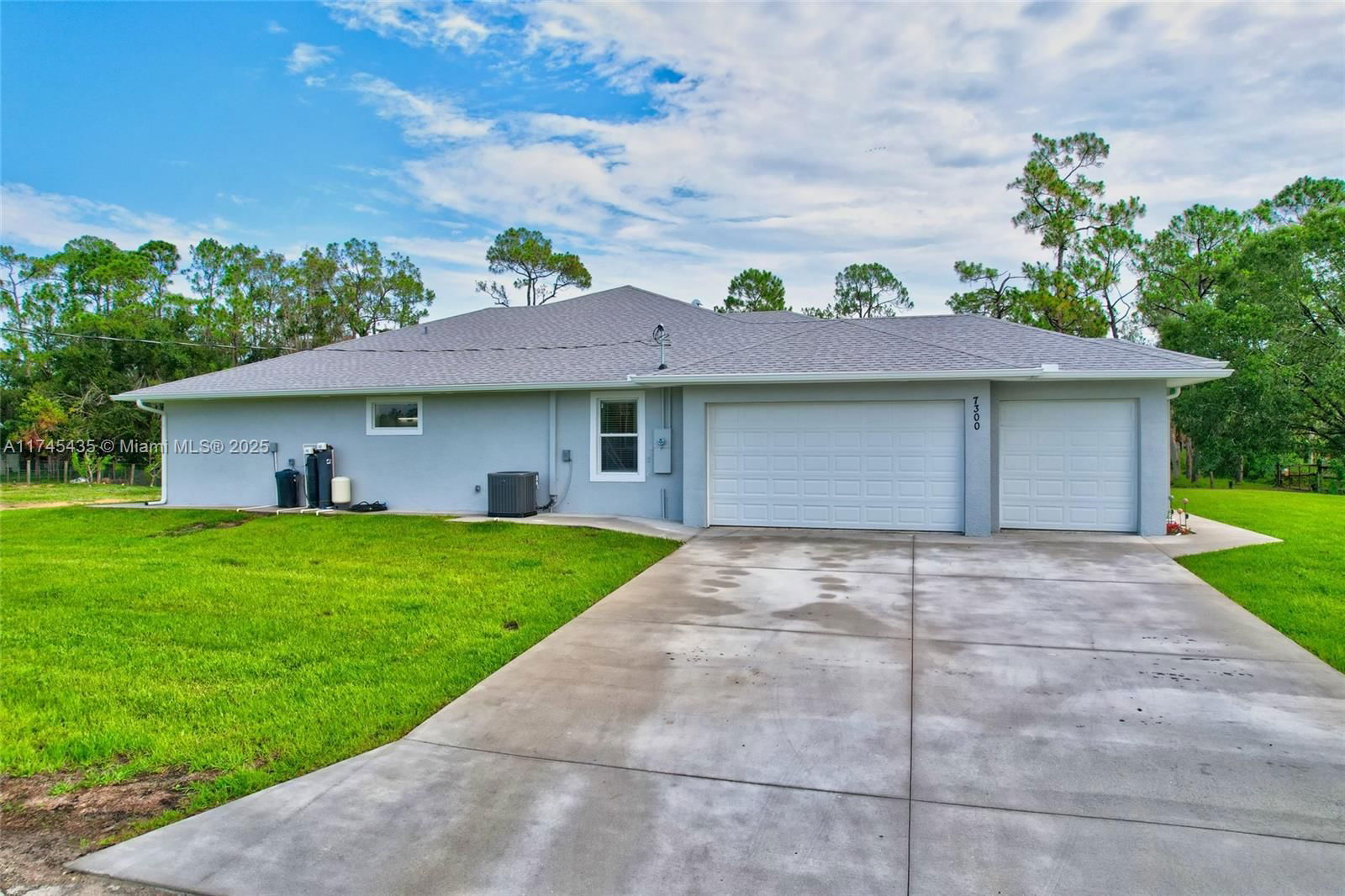 Real estate property located at 7300 Eastwood, Lee, Lehigh Acres, Lehigh Acres, FL