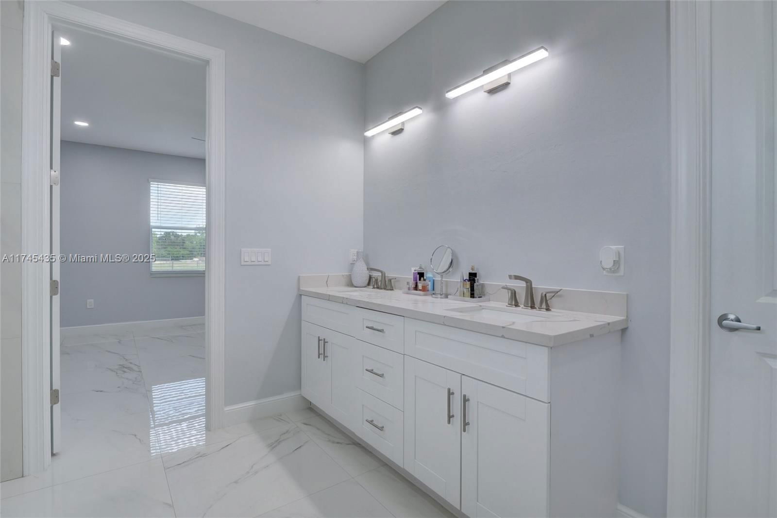 Real estate property located at 7300 Eastwood, Lee, Lehigh Acres, Lehigh Acres, FL