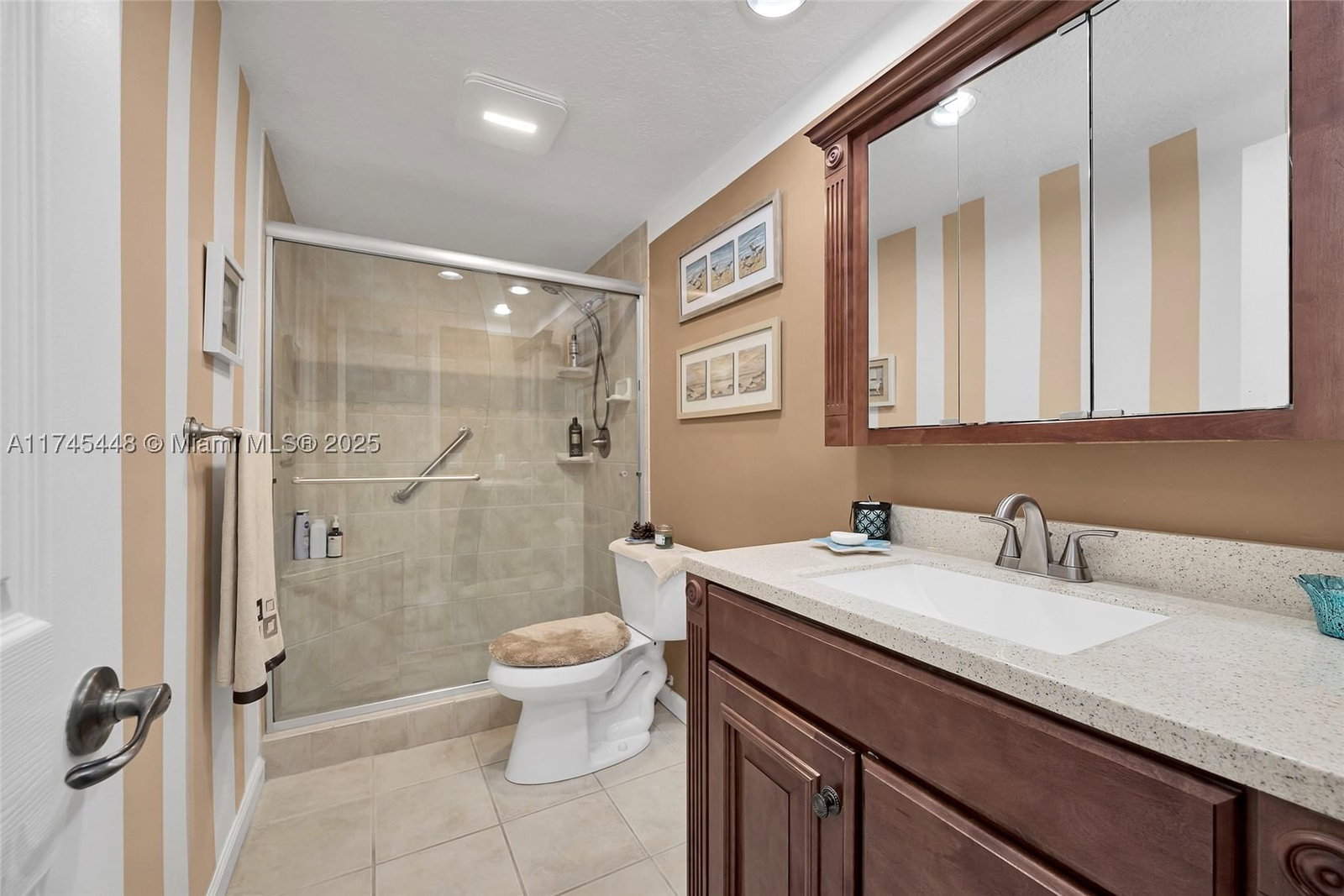 Real estate property located at 5208 24th Ter F318, Broward, Maybury Mansions Condo, Fort Lauderdale, FL