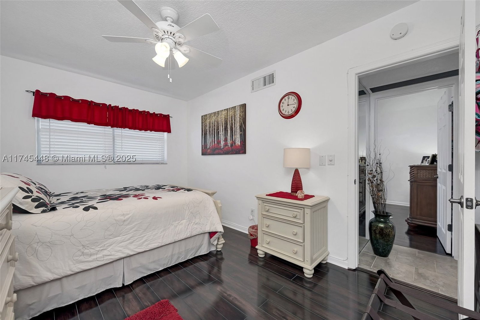 Real estate property located at 5208 24th Ter F318, Broward, Maybury Mansions Condo, Fort Lauderdale, FL