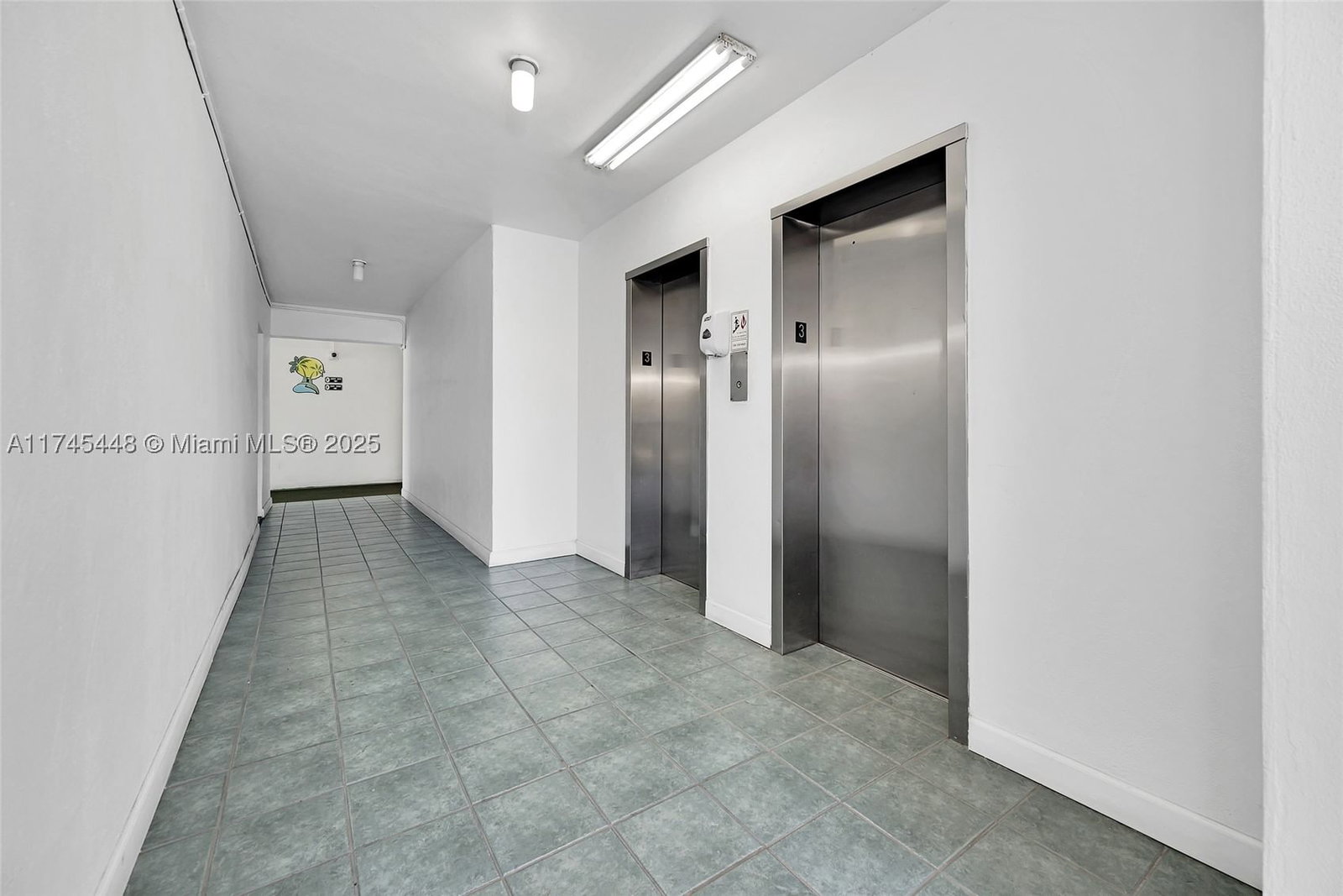 Real estate property located at 5208 24th Ter F318, Broward, Maybury Mansions Condo, Fort Lauderdale, FL