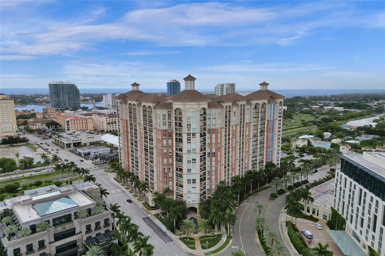 Real estate property located at 550 Okeechobee Blvd #118, Palm Beach, Cityplace South Tower Con, West Palm Beach, FL