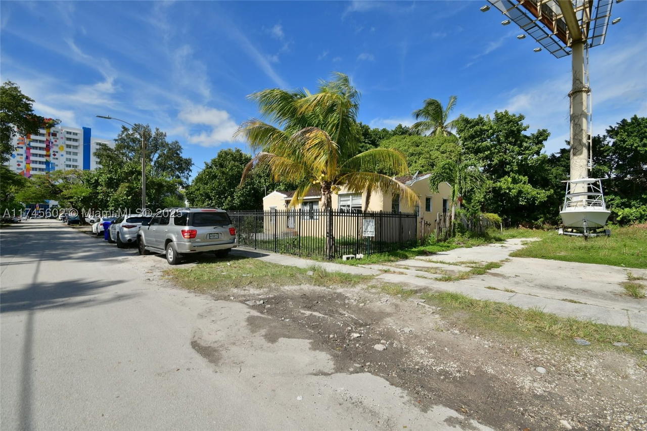 Real estate property located at 321 37th St, Miami-dade, Bay Vista Park, Miami, FL