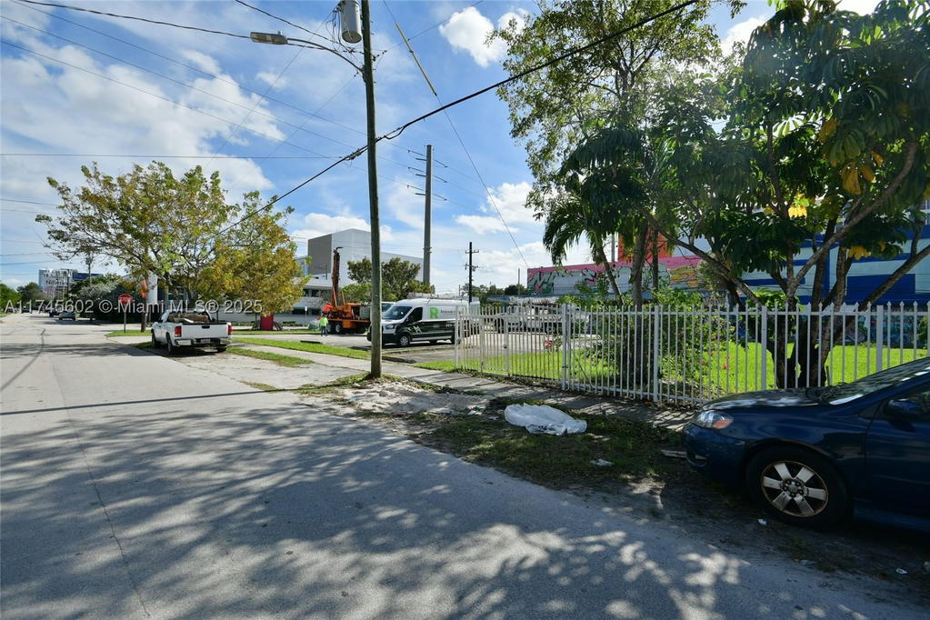 Real estate property located at 321 37th St, Miami-dade, Bay Vista Park, Miami, FL