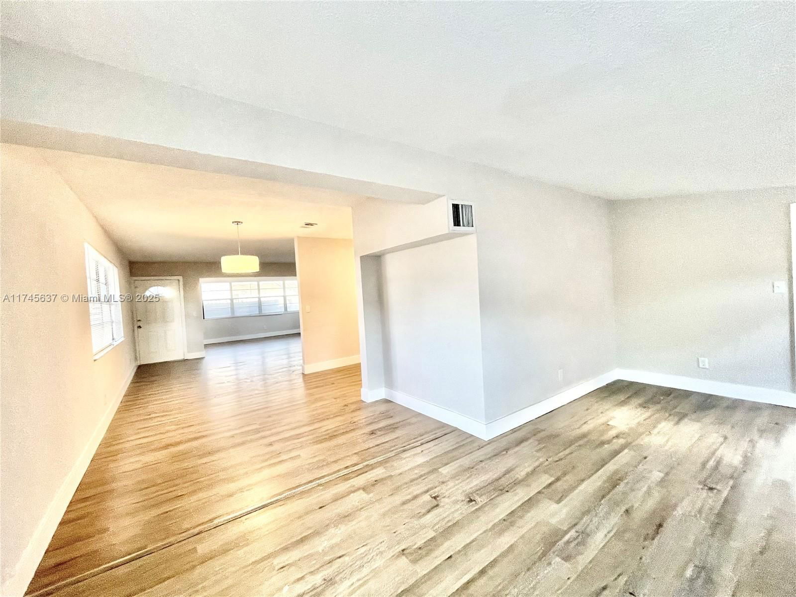 Real estate property located at 4530 26th St, Broward, Hyde Park First Sec, West Park, FL