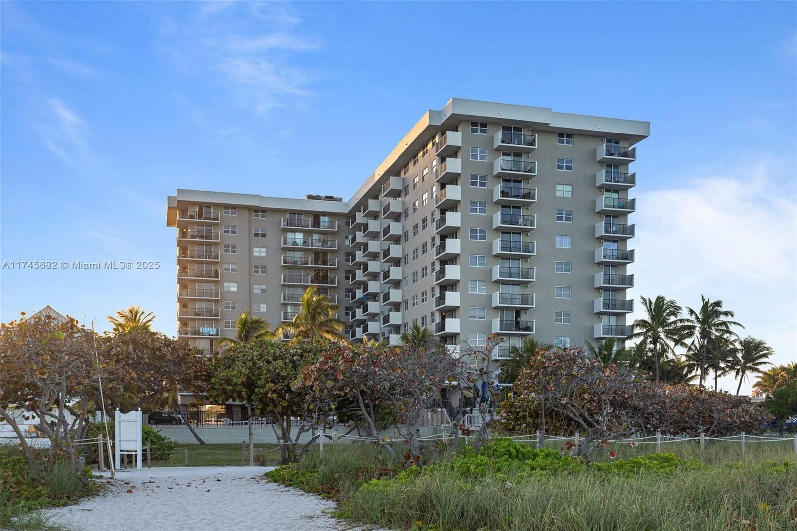 Real estate property located at 9273 Collins Ave #201, Miami-dade, Manatee Condo, Surfside, FL