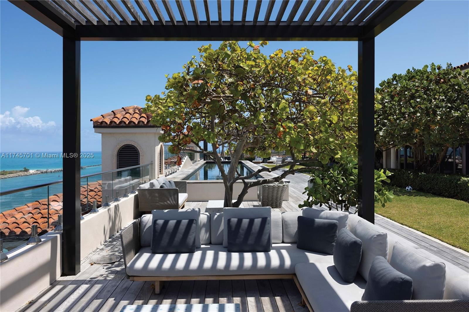 Real estate property located at 6800 Fisher Island Dr 6802 #6802, Miami-dade, Palazzo Del Sol/della Lun, Miami Beach, FL
