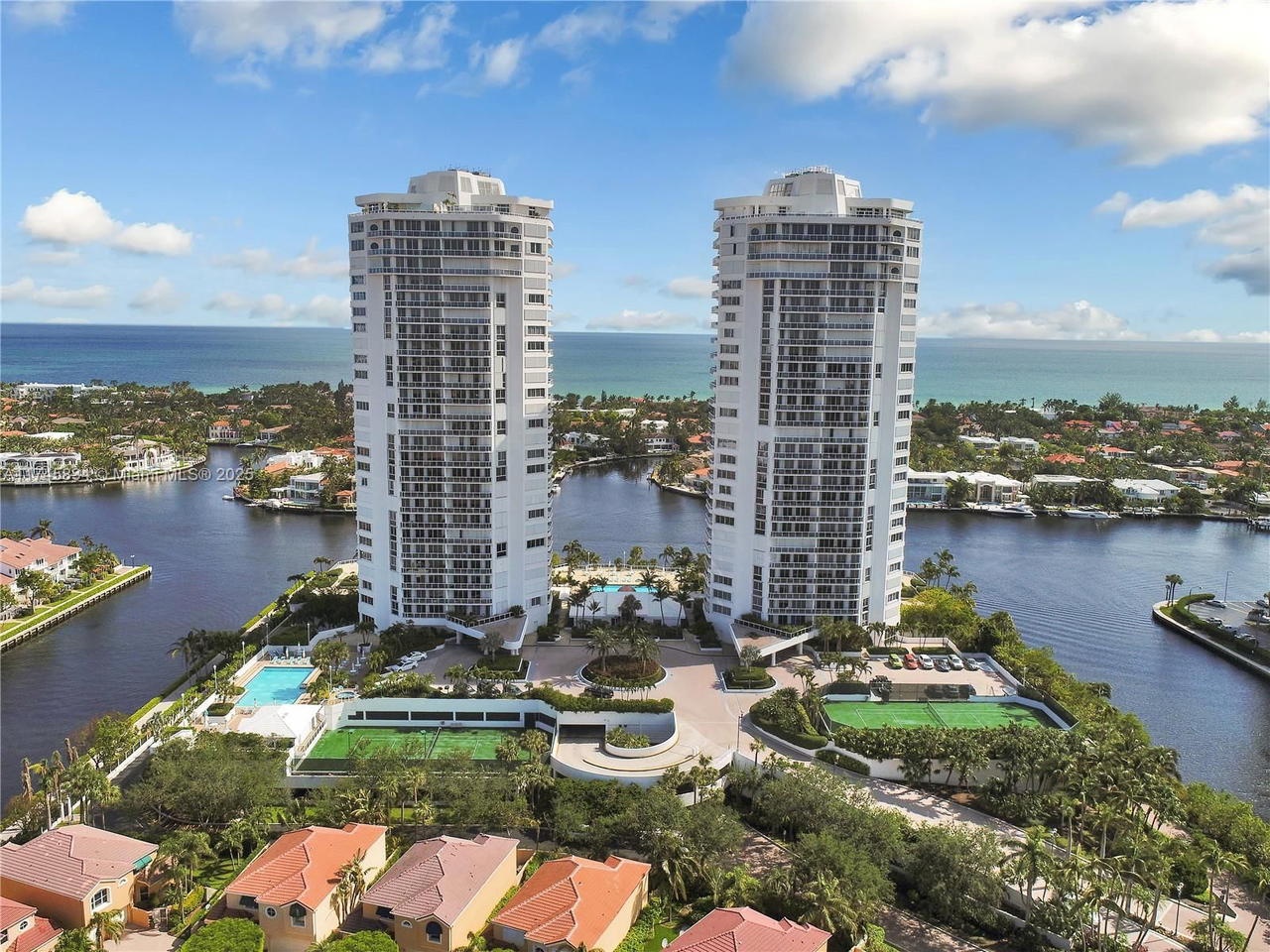 Real estate property located at 3801 207th St #704, Miami-dade, One Island Place Condo 1, Aventura, FL