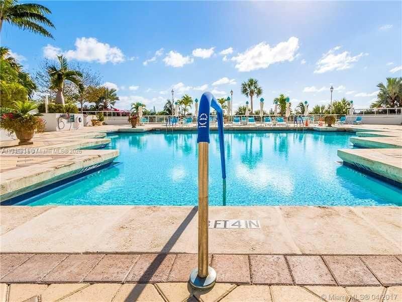 Real estate property located at 3801 207th St #704, Miami-dade, One Island Place Condo 1, Aventura, FL