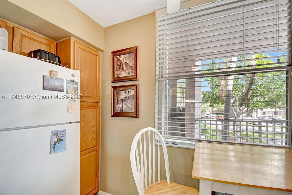Real estate property located at 10456 24th Pl #209, Broward, Sunrise Lakes 210 Condo, Sunrise, FL