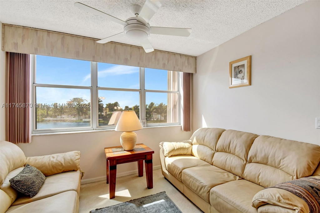 Real estate property located at 10456 24th Pl #209, Broward, Sunrise Lakes 210 Condo, Sunrise, FL