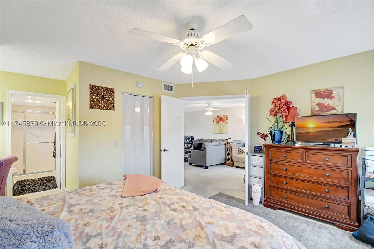 Real estate property located at 10456 24th Pl #209, Broward, Sunrise Lakes 210 Condo, Sunrise, FL