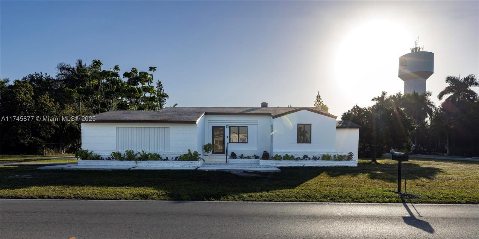 Real estate property located at 937 6th Ave, Miami-dade, Hibiscus Park, Homestead, FL