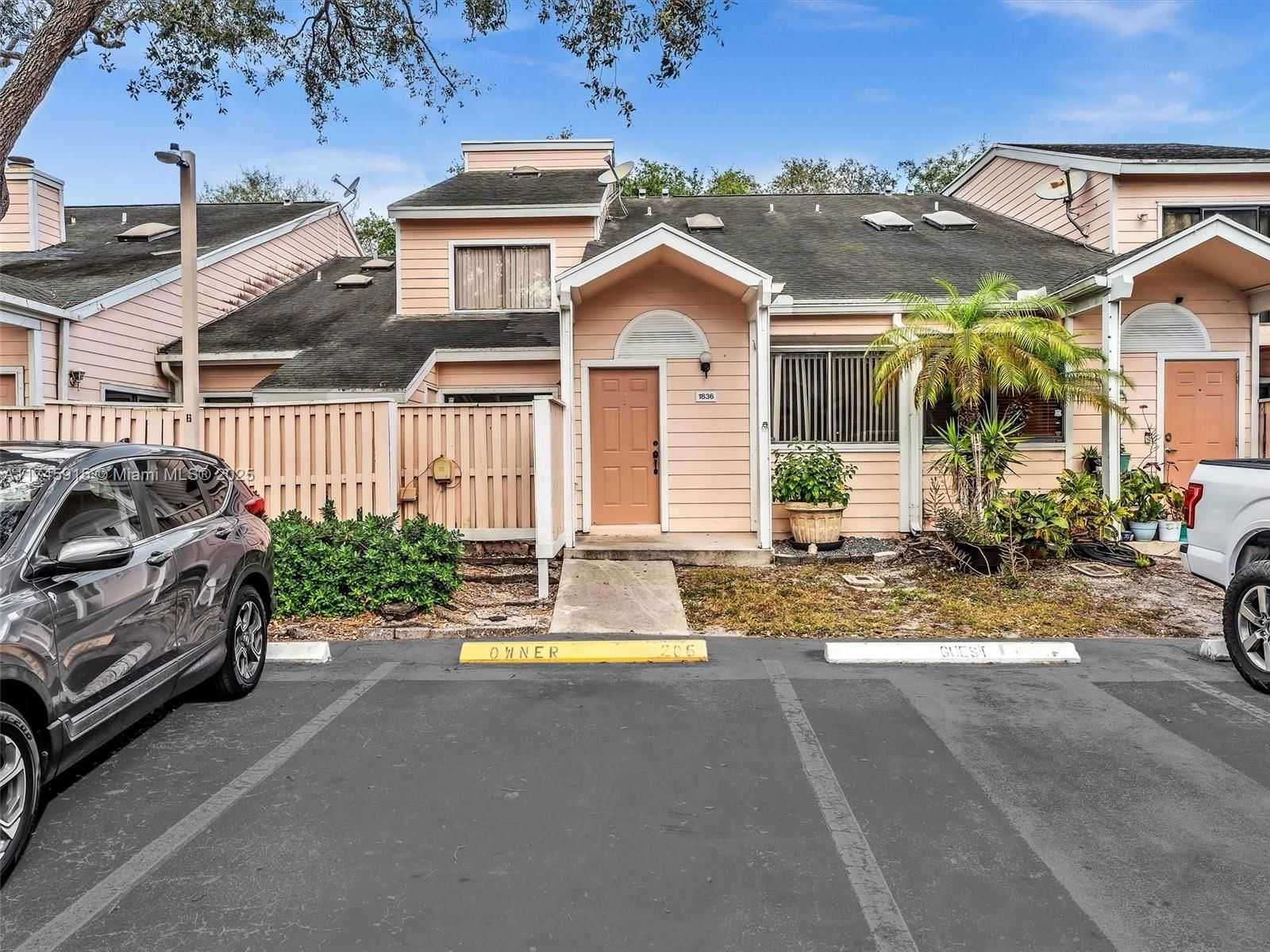 Real estate property located at 1836 Racquet Ct #1836, Broward, Rock Island Land Corp, North Lauderdale, FL
