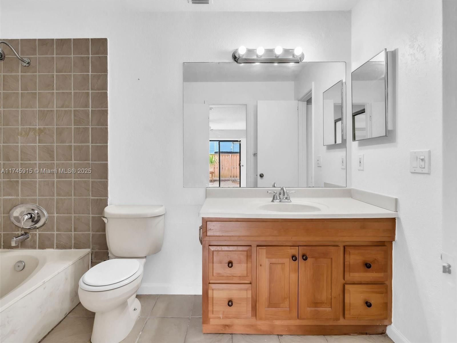 Real estate property located at 1836 Racquet Ct #1836, Broward, Rock Island Land Corp, North Lauderdale, FL