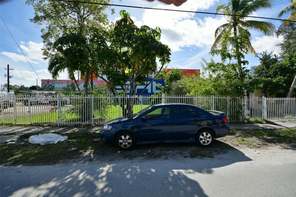 Real estate property located at 321 37th St, Miami-dade, Bay Vista Park, Miami, FL