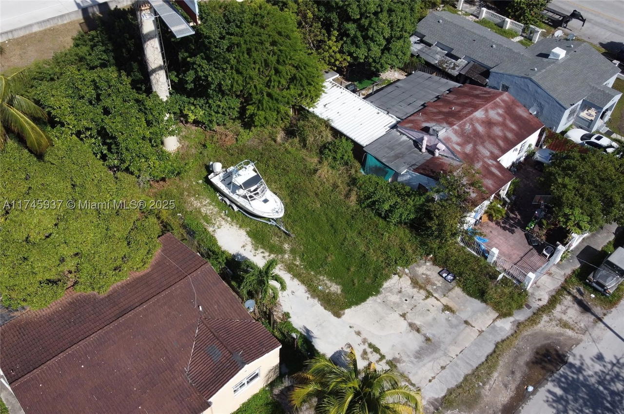 Real estate property located at 321 37th St, Miami-dade, Bay Vista Park, Miami, FL