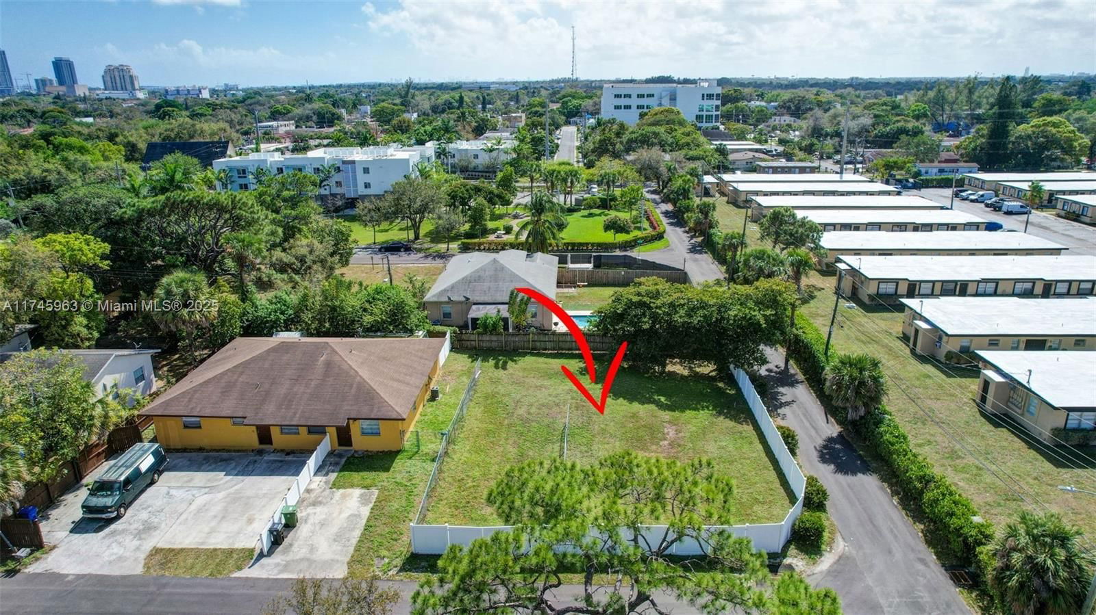 Real estate property located at 0000 14 Ave, Broward, Lauderdale Homesites Sec, Fort Lauderdale, FL