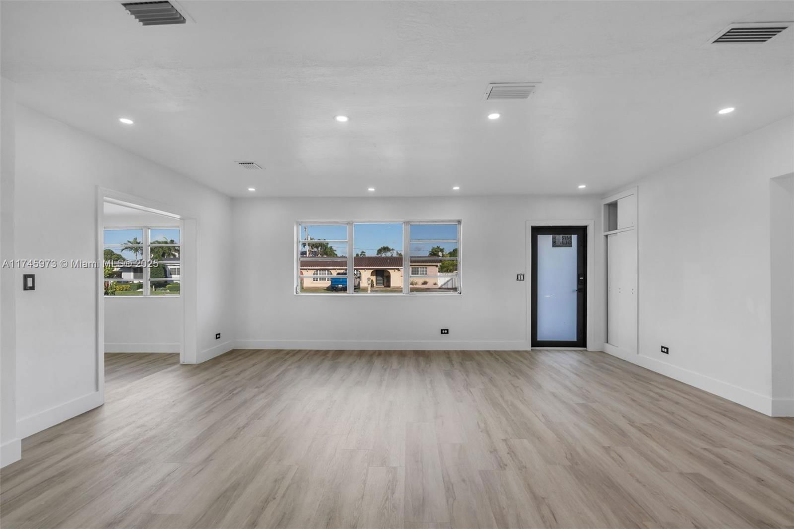 Real estate property located at 4164 6th Ave, Miami-dade, Hialeah Estates, Hialeah, FL