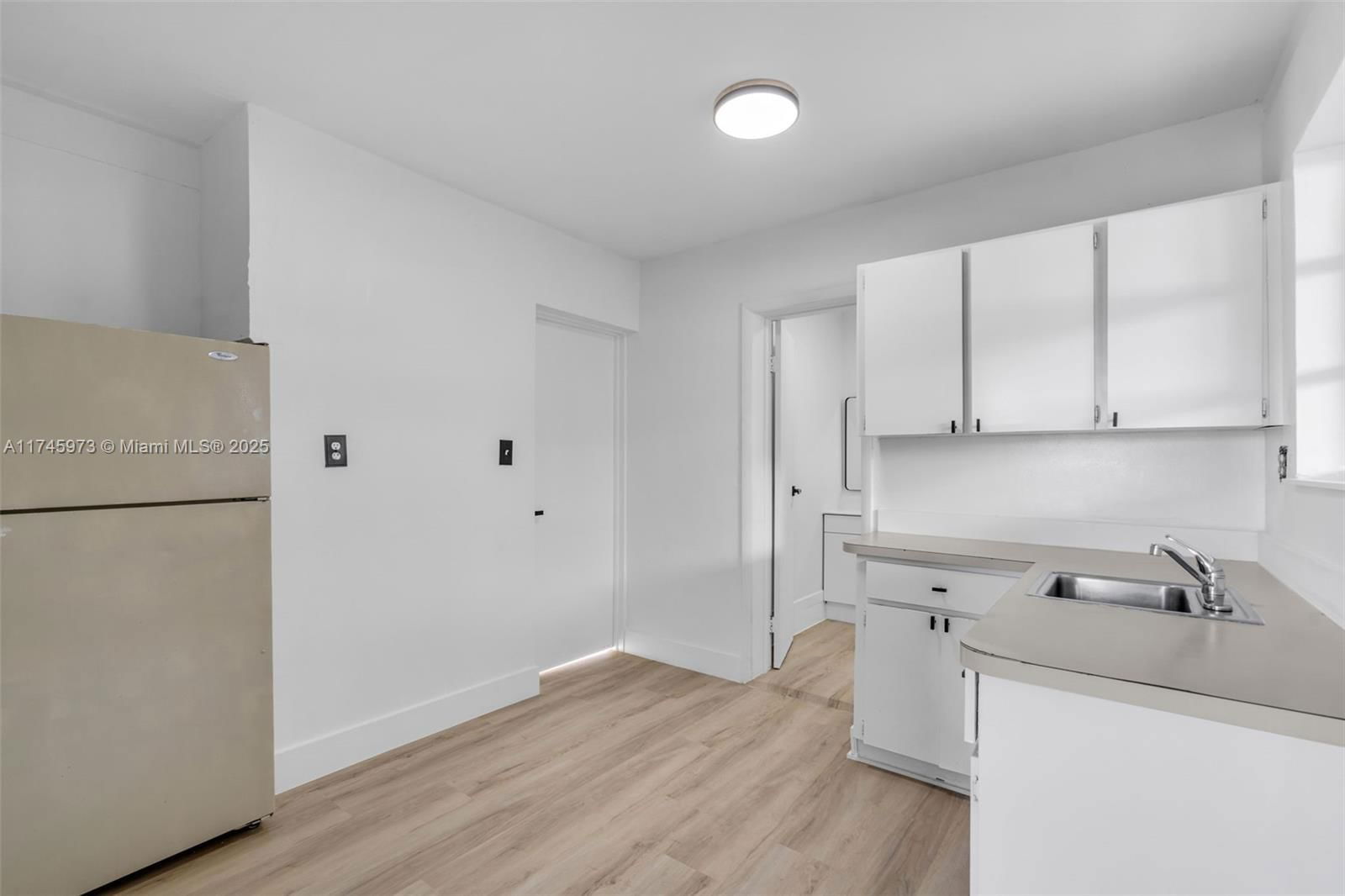Real estate property located at 4164 6th Ave, Miami-dade, Hialeah Estates, Hialeah, FL
