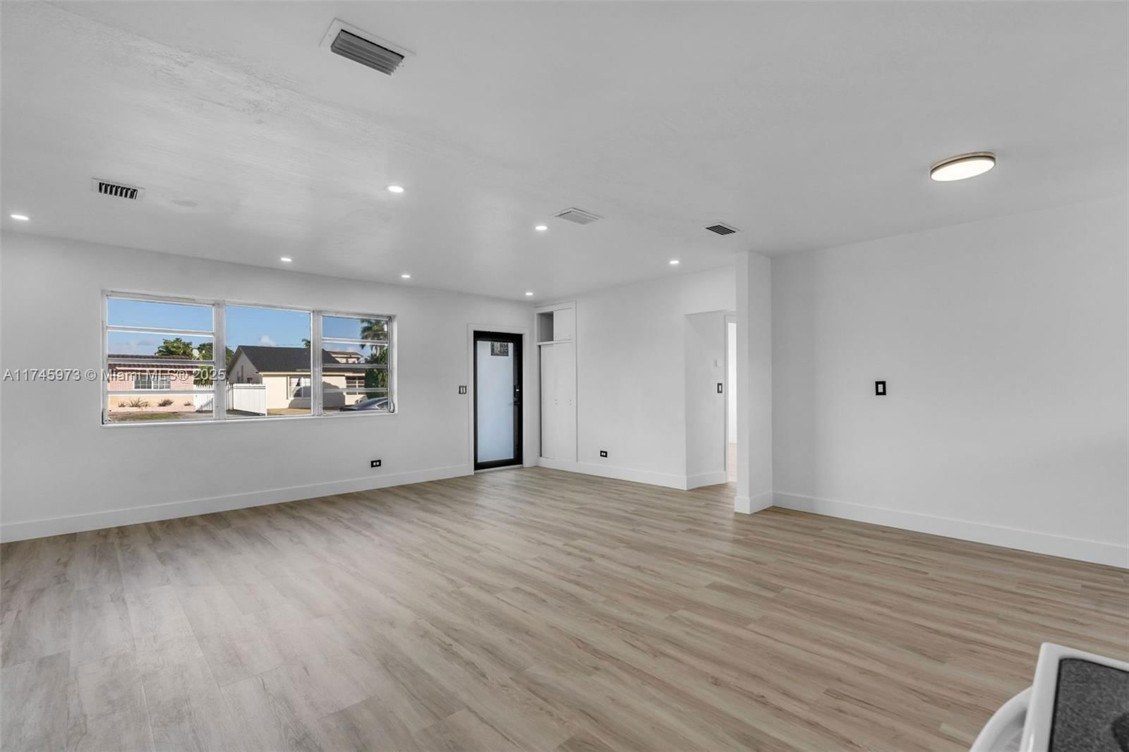 Real estate property located at 4164 6th Ave, Miami-dade, Hialeah Estates, Hialeah, FL
