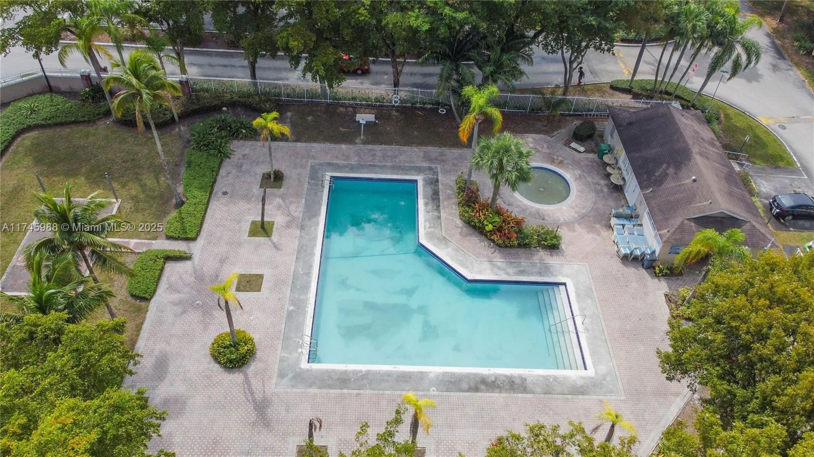 Real estate property located at 14619 122nd Pl, Miami-dade, Deerwood Villas Sec 3 Rep, Miami, FL