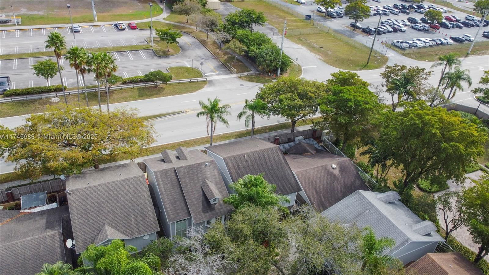 Real estate property located at 14619 122nd Pl, Miami-dade, Deerwood Villas Sec 3 Rep, Miami, FL
